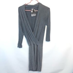 Young Fabulous & Broke L Long Sleeved Ombré V Neck